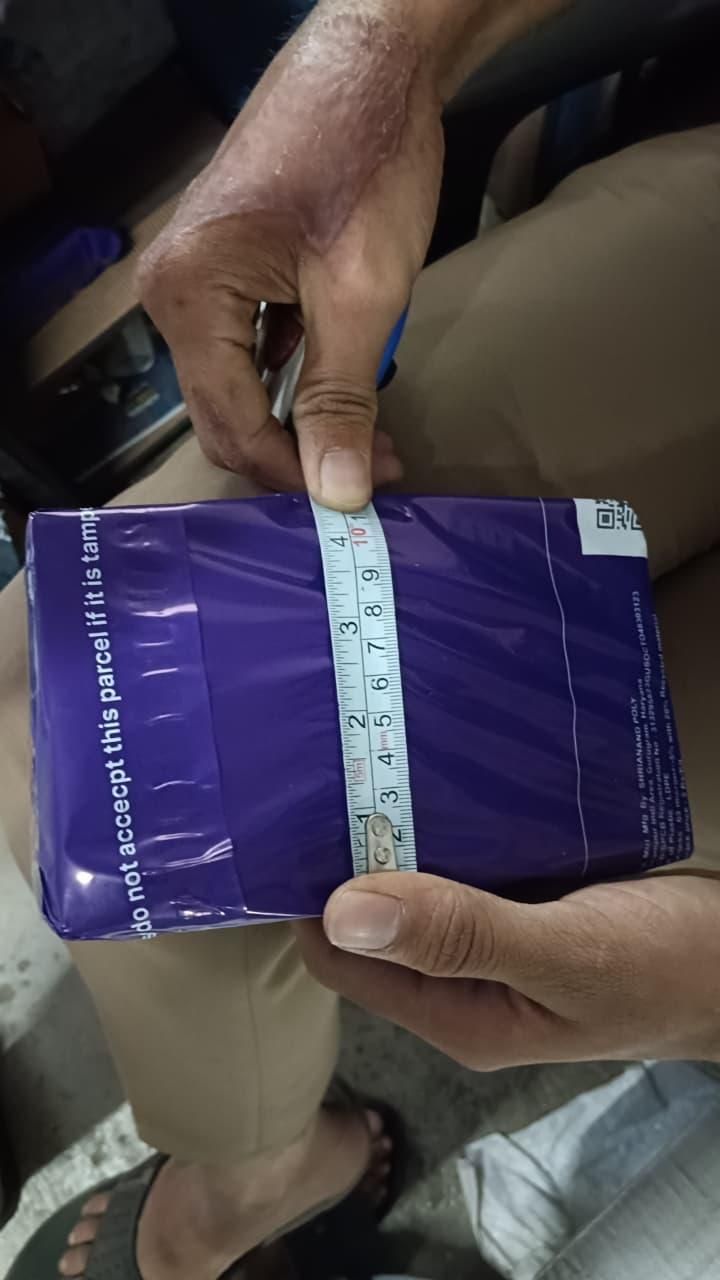 ChefGuard Waterproof & Stain-Resistant Wipeable Kitchen Apron – Durable Cooking & Baking Protection