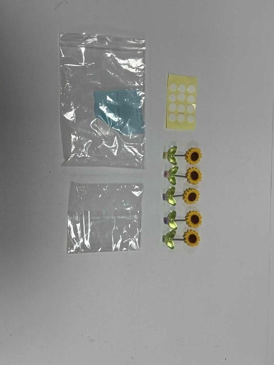 Swinging Sunflower Dashboard Decor for Car (Pack of 5) – Cute & Fun Car Accessory