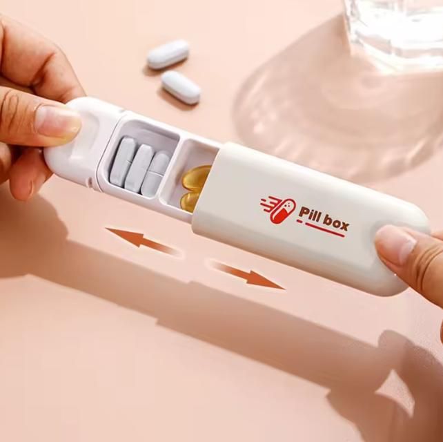 Three-Compartment Small Pill Organizer Box – Compact & Travel-Friendly Medicine Storage