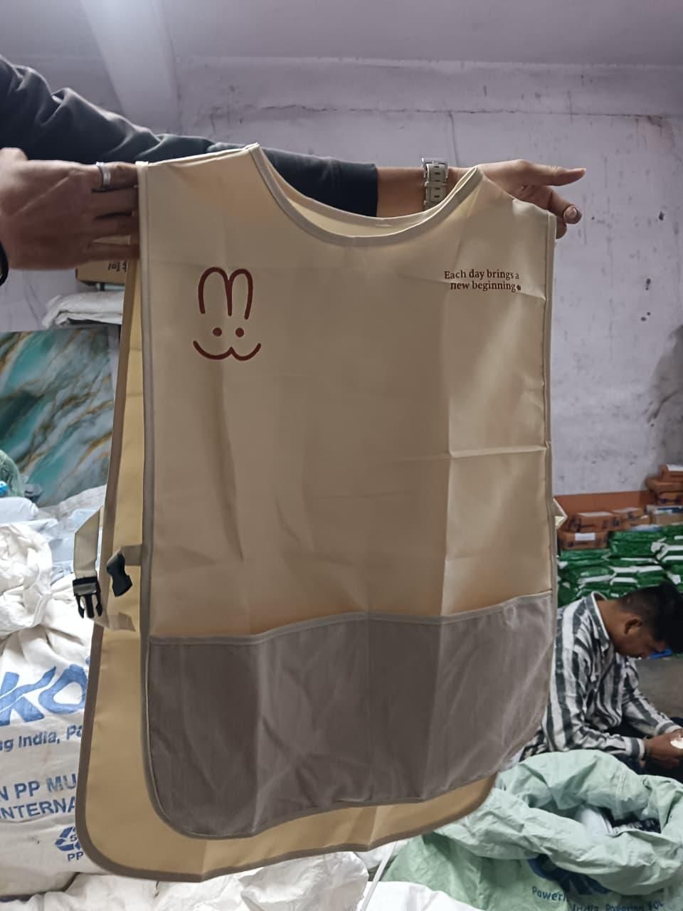 ChefGuard Waterproof & Stain-Resistant Wipeable Kitchen Apron – Durable Cooking & Baking Protection