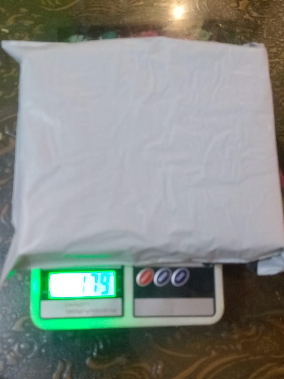 ScreenMax HD Mobile Screen Magnifier – Enlarged Display Expander Stand for Smartphones