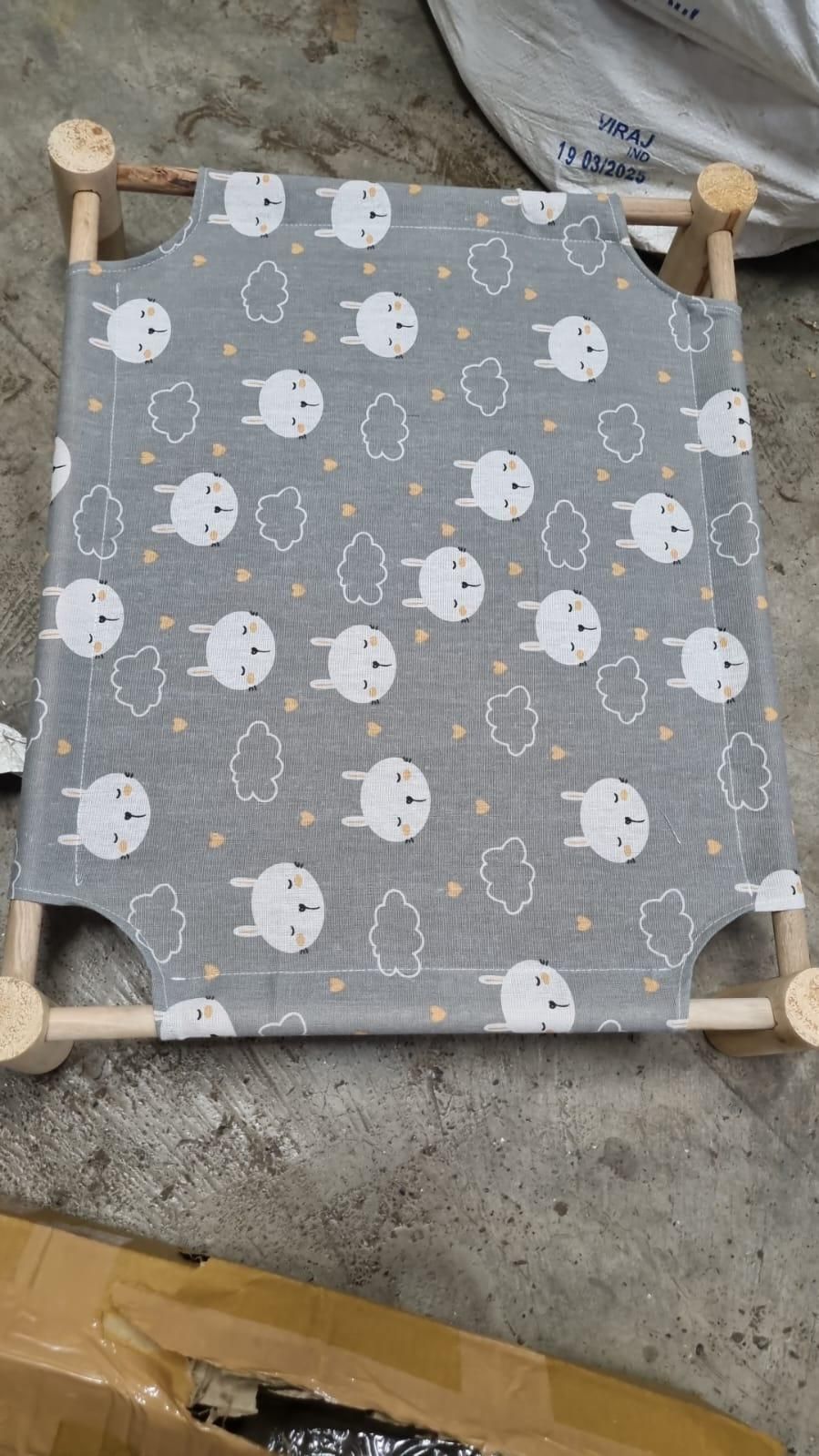 PawLounge Portable Pet Hammock Bed – Elevated, Breathable & Comfortable Lounger for Dogs & Cats