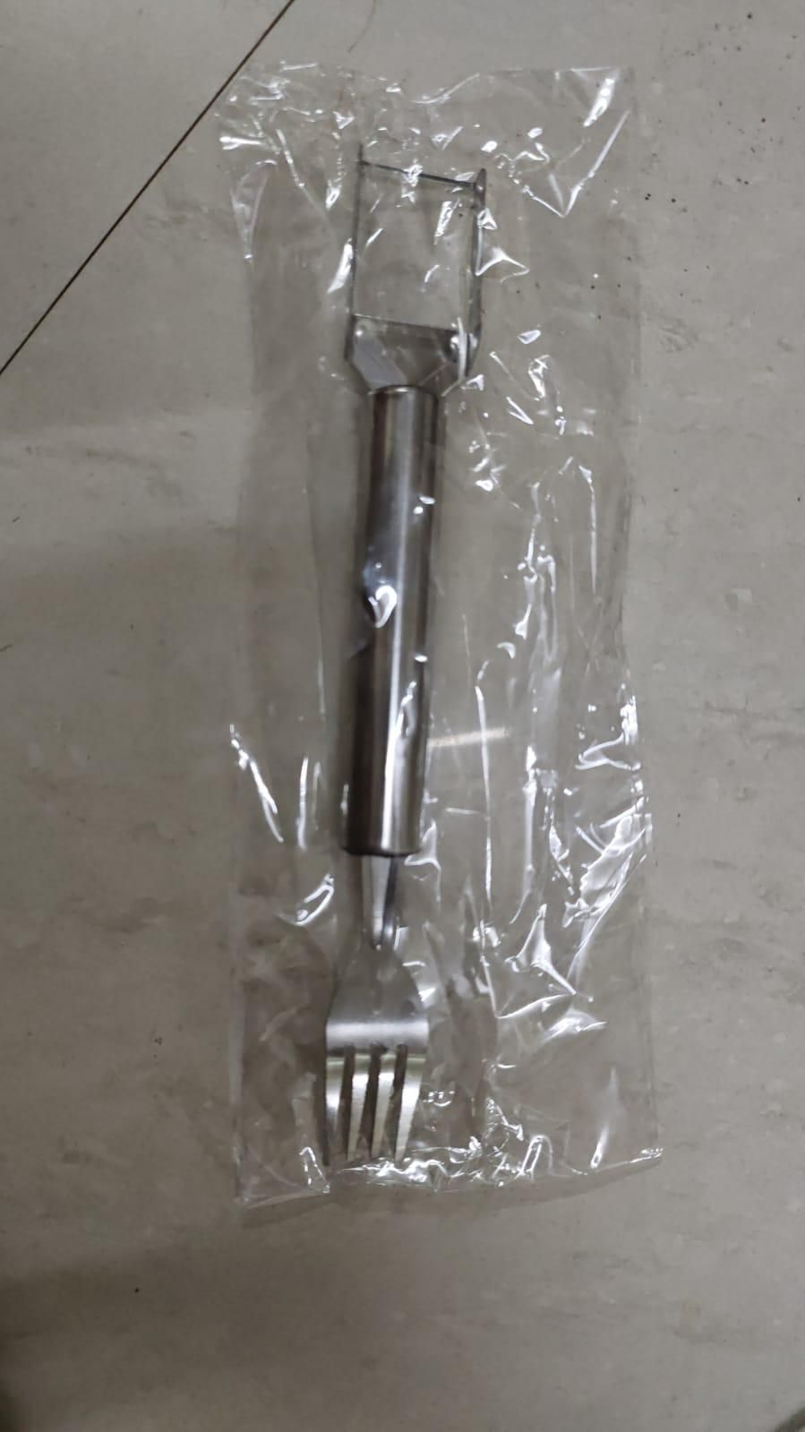 SliceServe 2-in-1 Watermelon Cutter & Fork – Stainless Steel Fruit Slicer