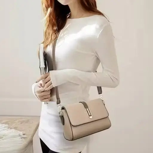 Women’s Leather Sling Bag | Compact Crossbody Purse | Lightweight Everyday Shoulder Bag | Durable Synthetic Leather