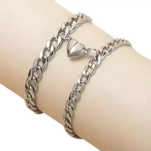 LoveLink Magnetic Heart Couple Bracelet – Set of 2