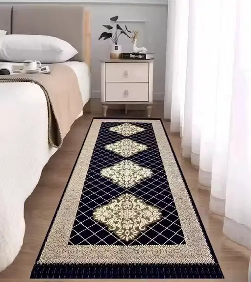 FloraLuxe Polyester Bed Runner – Floral Design (27×72 Inches)