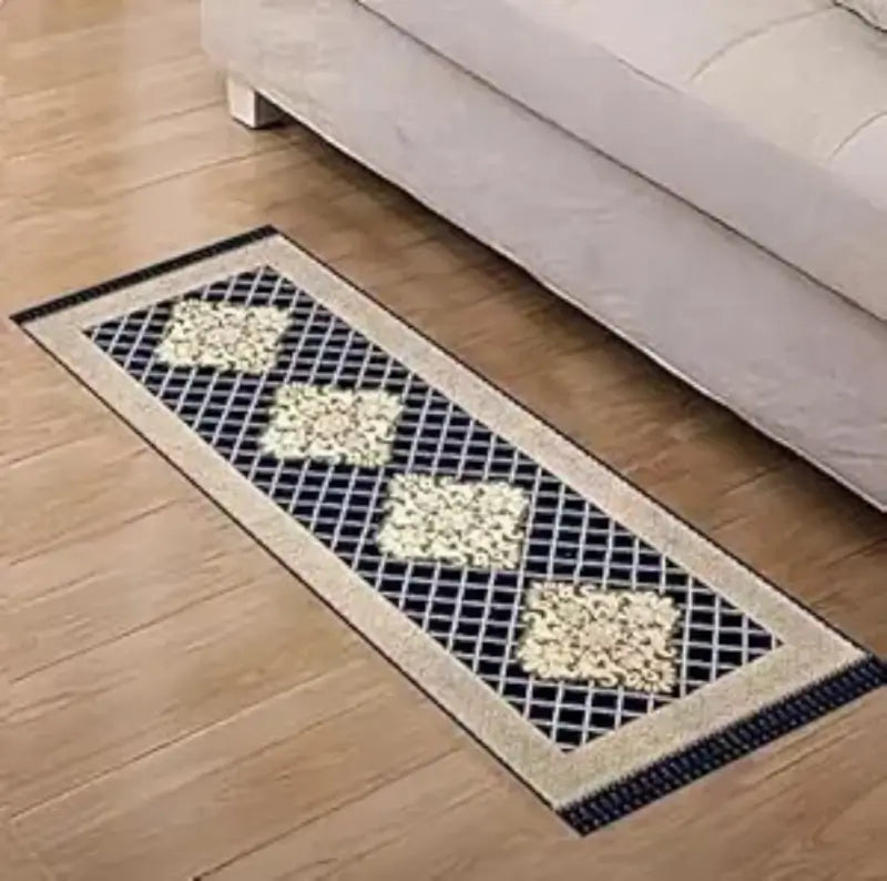 FloraLuxe Polyester Bed Runner – Floral Design (27×72 Inches)